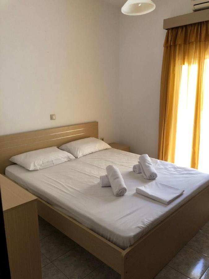 Blue Sky Apartments Makry Gialos  Exterior photo