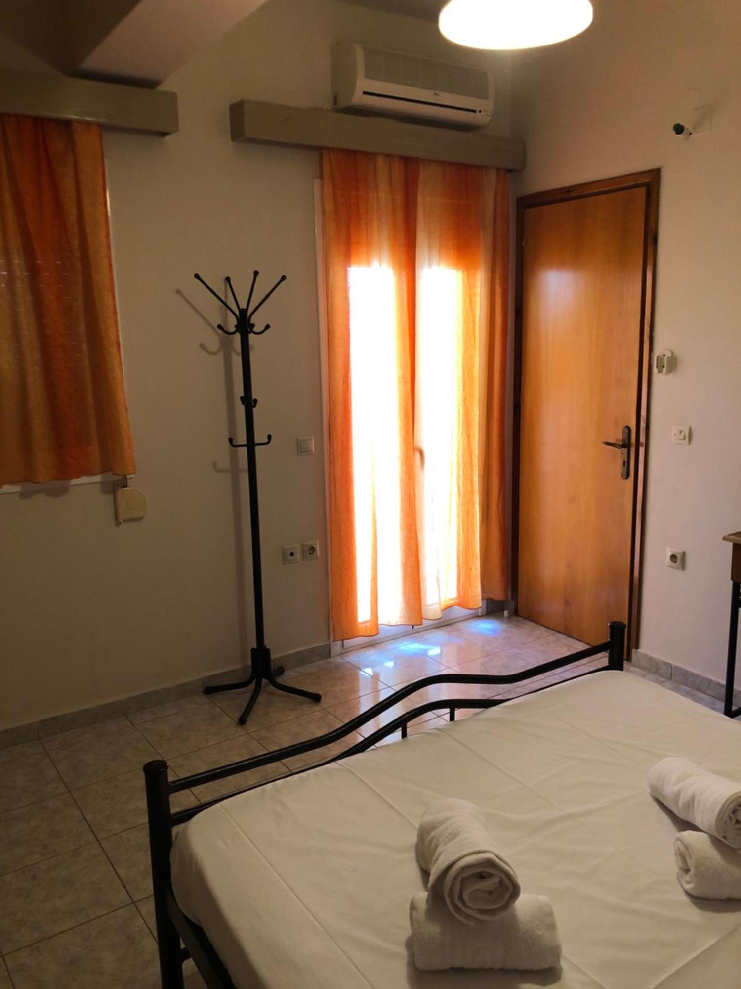 Blue Sky Apartments Makry Gialos  Exterior photo
