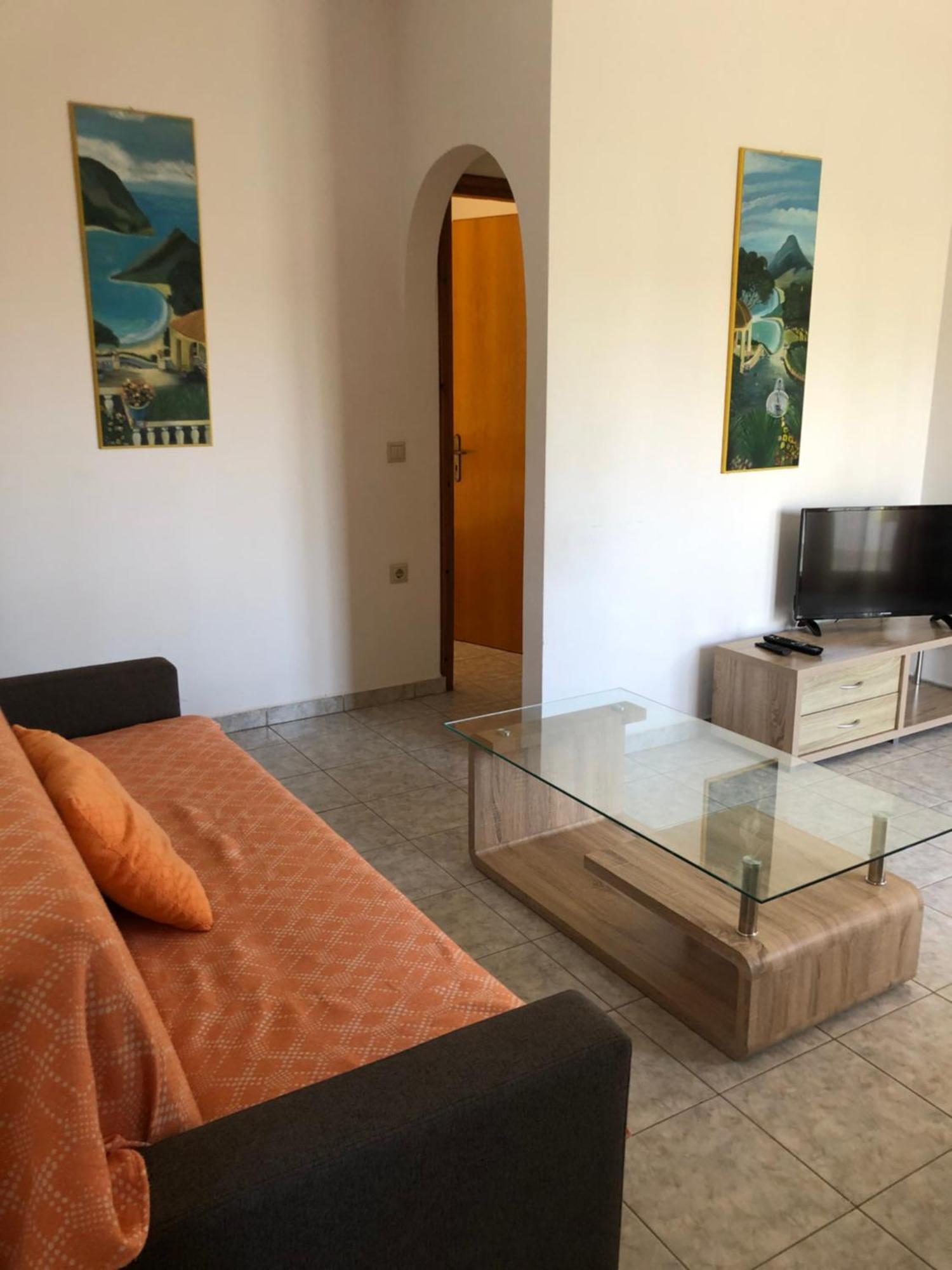 Blue Sky Apartments Makry Gialos  Room photo