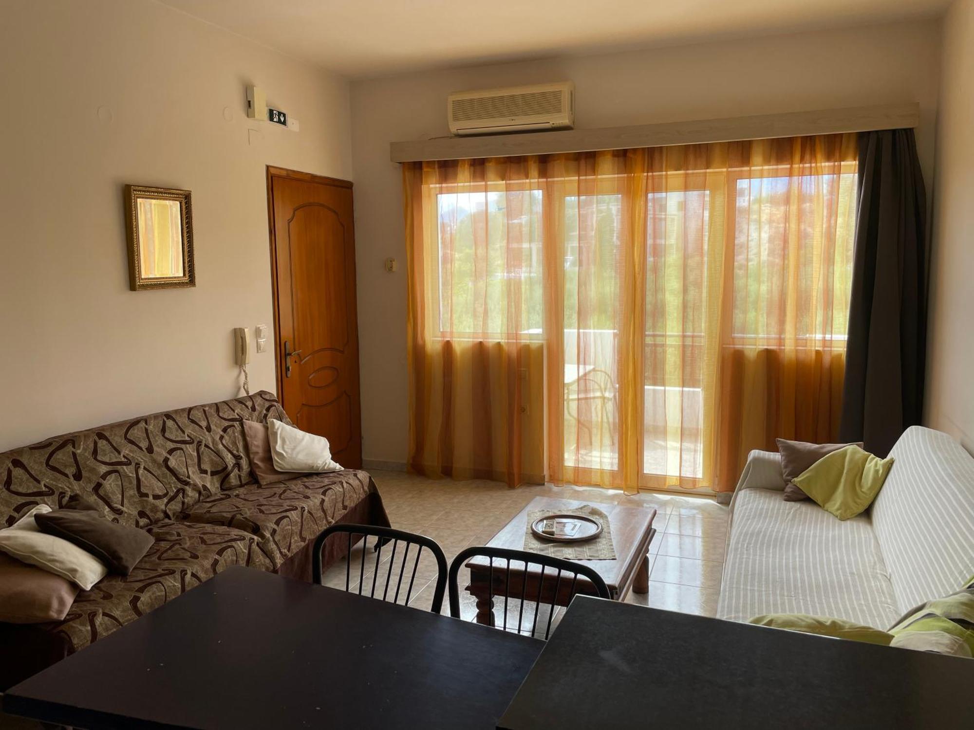 Blue Sky Apartments Makry Gialos  Exterior photo